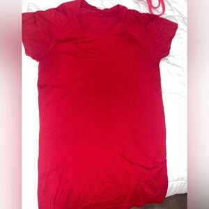 Lululemon size 6 red shirt